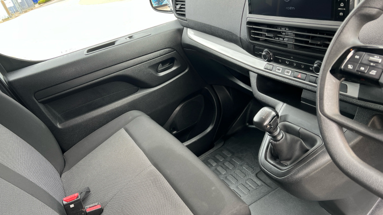 Citroen Dispatch M Diesel 1.5 BlueHDi 120ps Van Enterprise